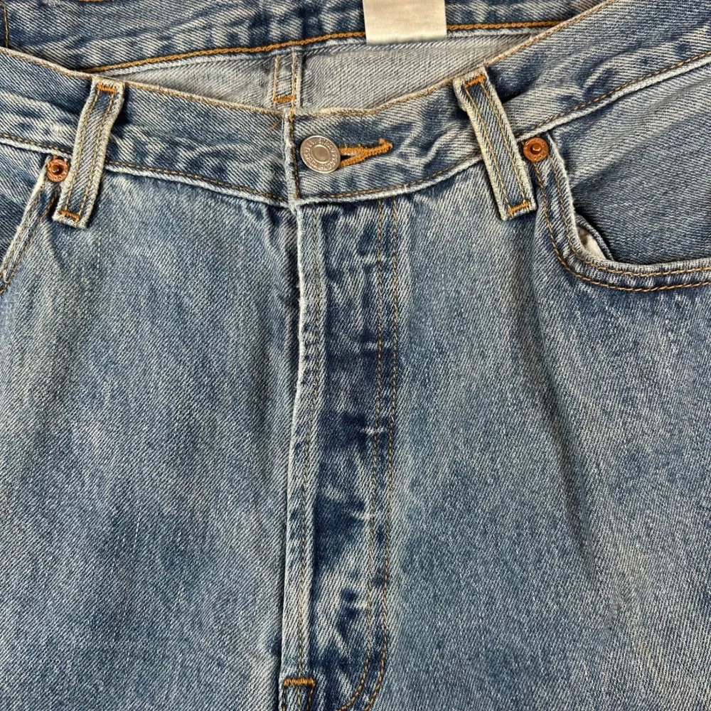 VTG Levis 501 Original Fit Jeans Mens 36x32 Blue Medium Wash Straight Button Fly